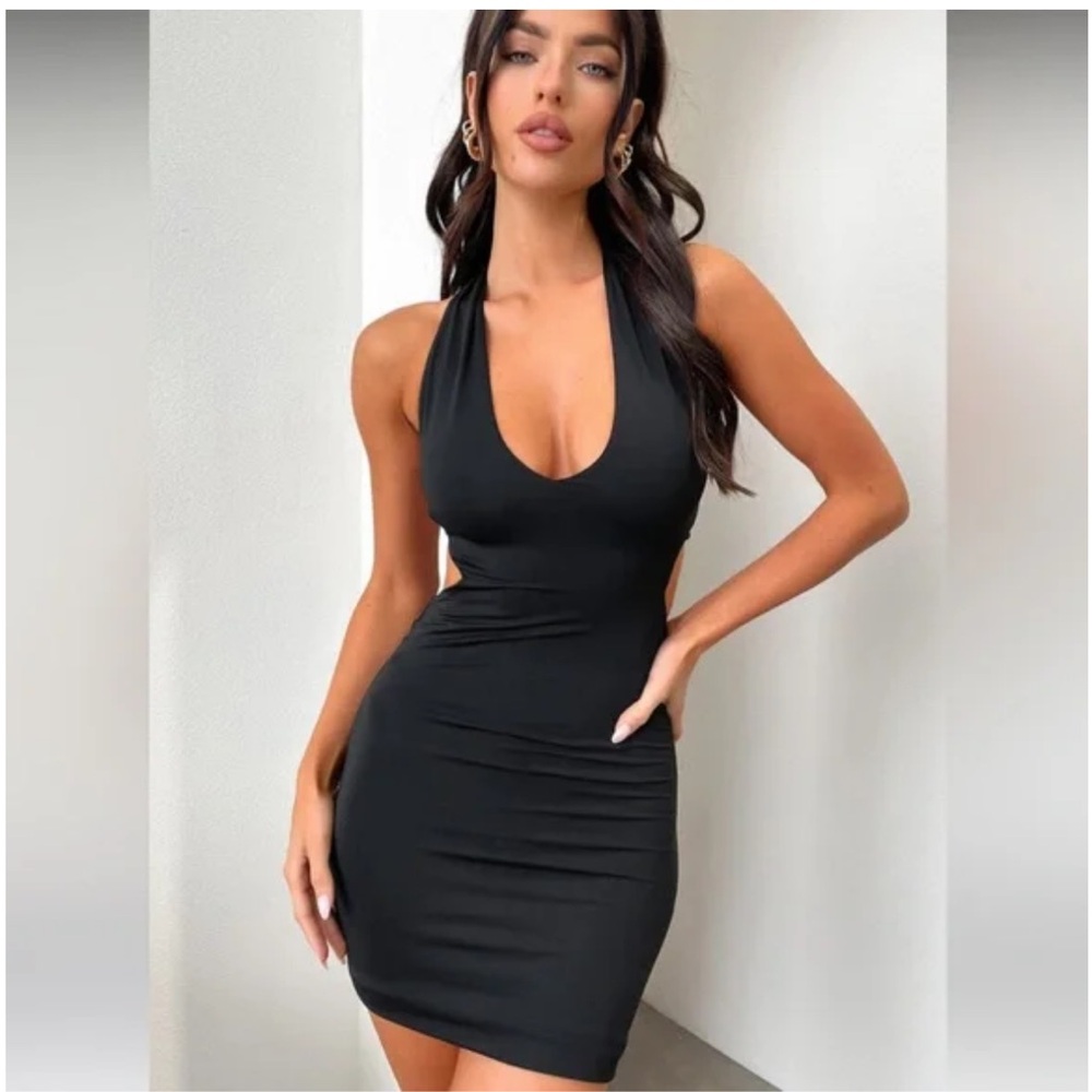 That’s so fetch Calloway halter backless mini dress